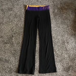 VS PINK Minnesota Vikings Yoga Pants